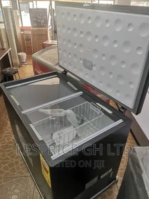 Brand New//Signature 345L Chest Freezer
