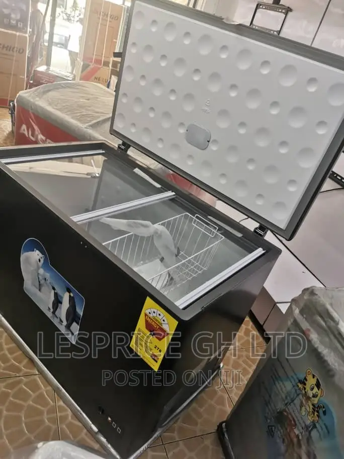 Brand New//Signature 345L Chest Freezer