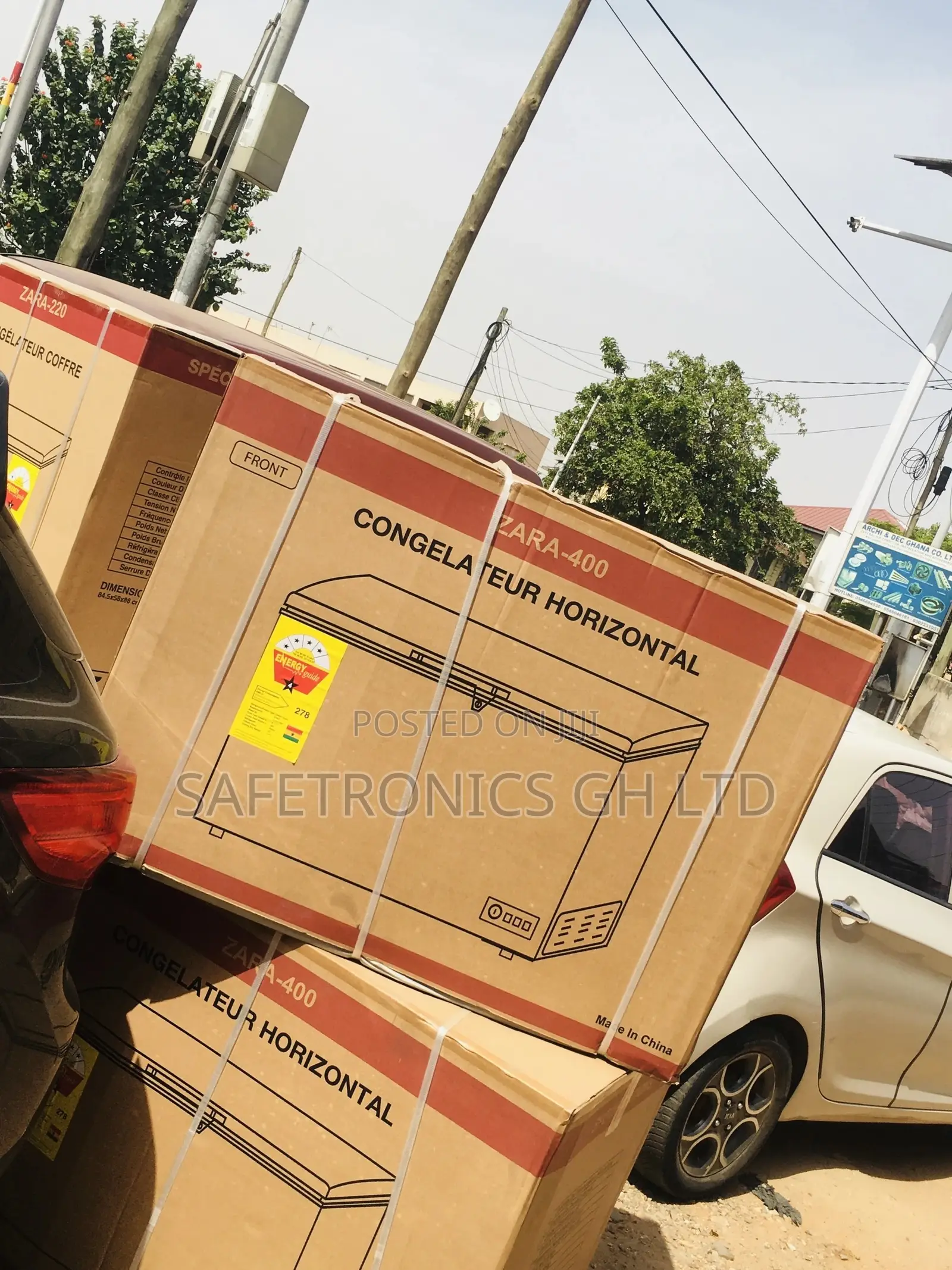 345 Liters Chestfreezer Singledoor Electric Zara-400