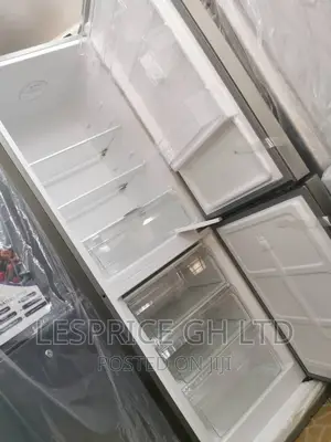 Premium Good//Signature 287L Refrigerator
