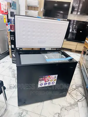 Sale for Less Rainbow  Chest Freezer 200L Black .