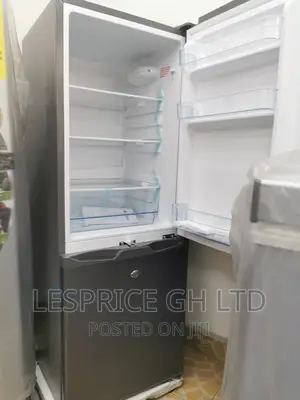 Standard//Chigo 126L Fridge