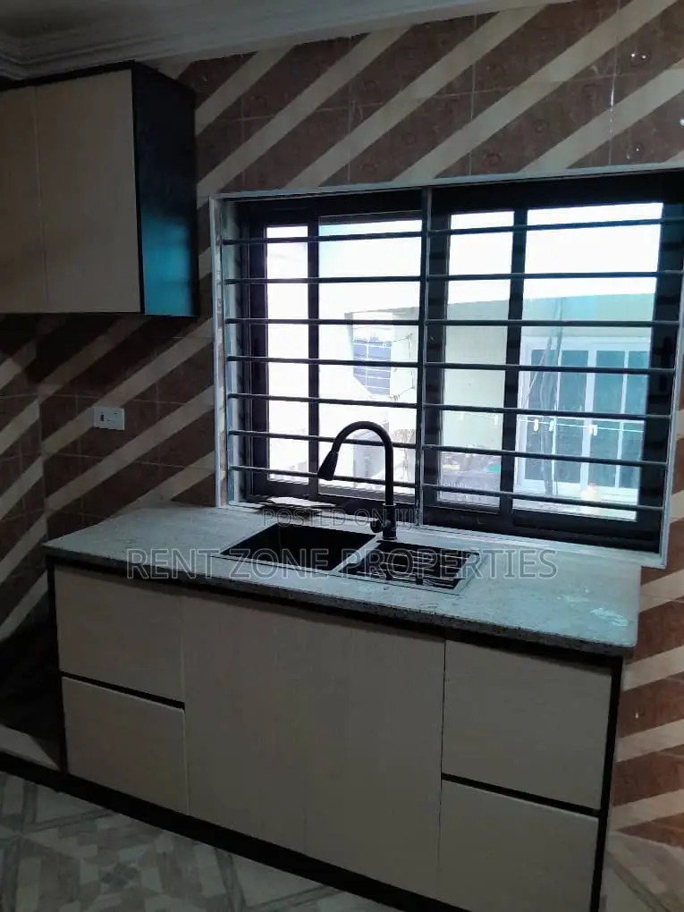 2bdrm Apartment in Taifa-Burkina for rent