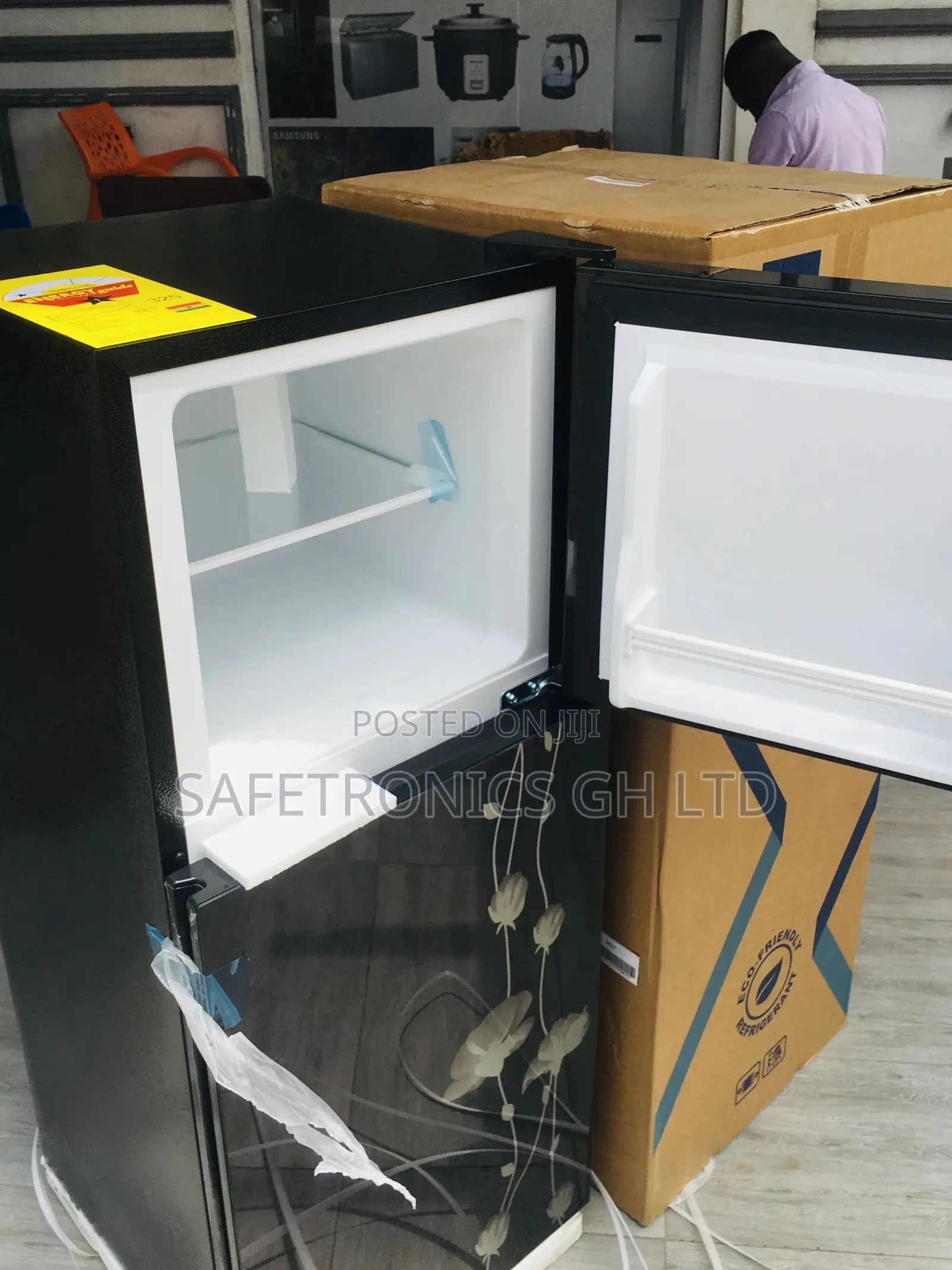 Black Glass Pearl PF-17T Doubledoor Topfreezer Fridge