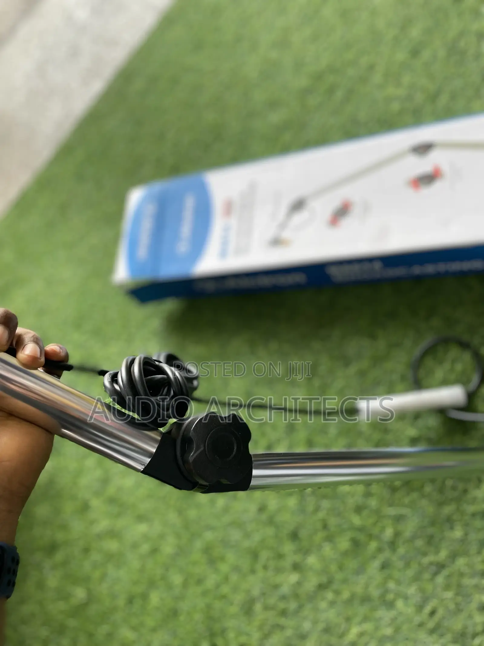 Alctron Studio Microphone Stand