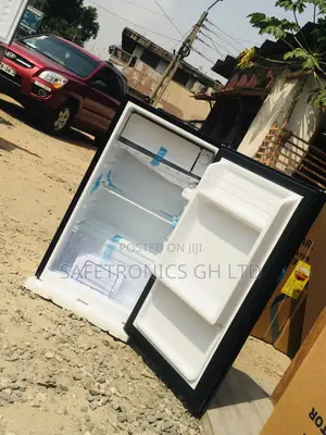 Pearl 82L Black Glass Topfreezer Singledoor Tabletop Fridge