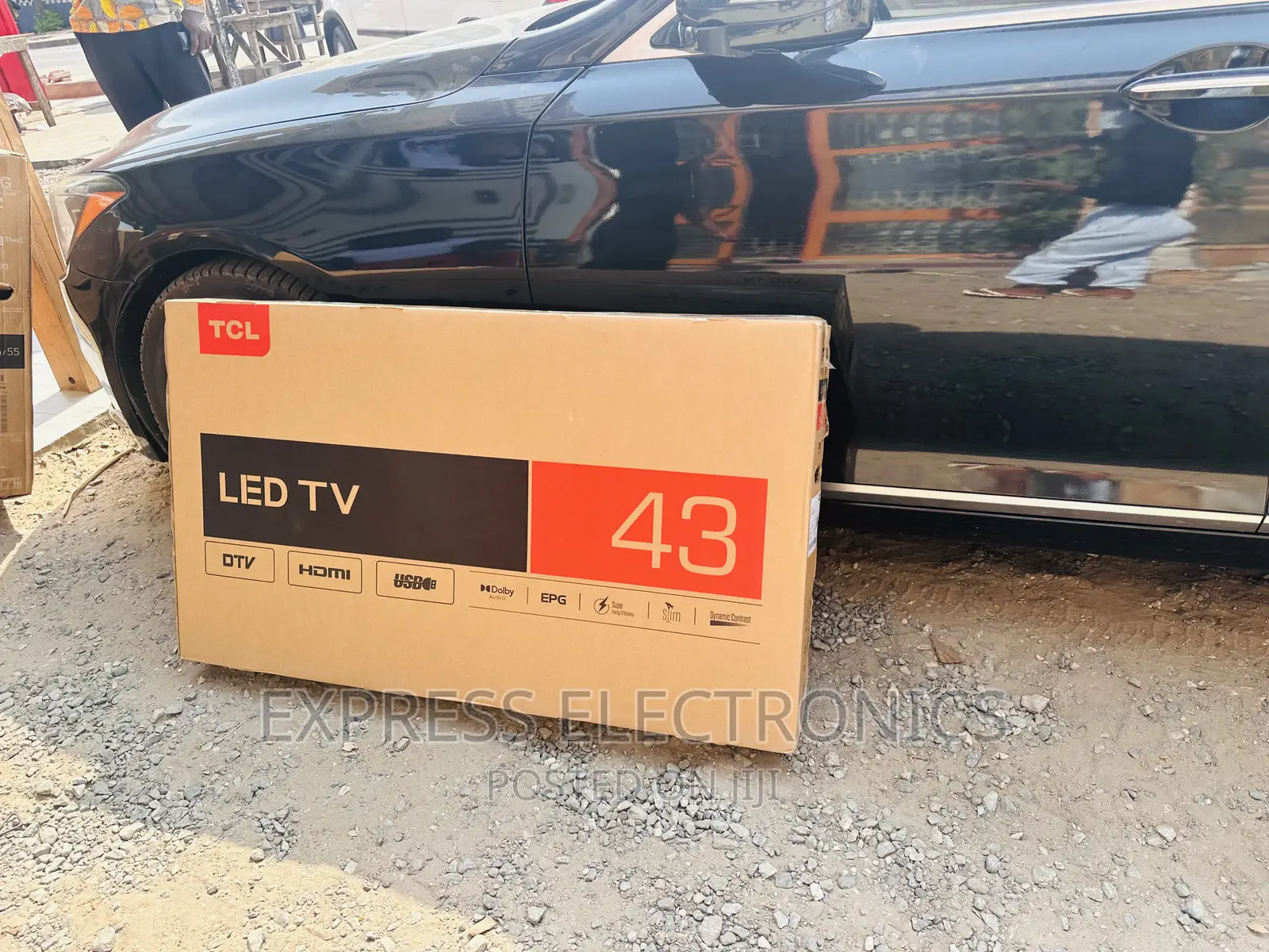 Pure Color FHD Satellite TCL 43S5400A