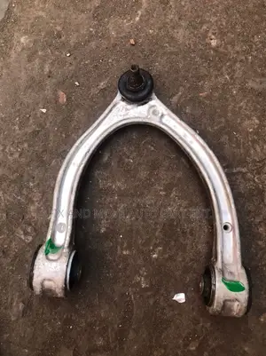 Benz C300 4matic 2016-2020 UPPER ARM SET in Stock