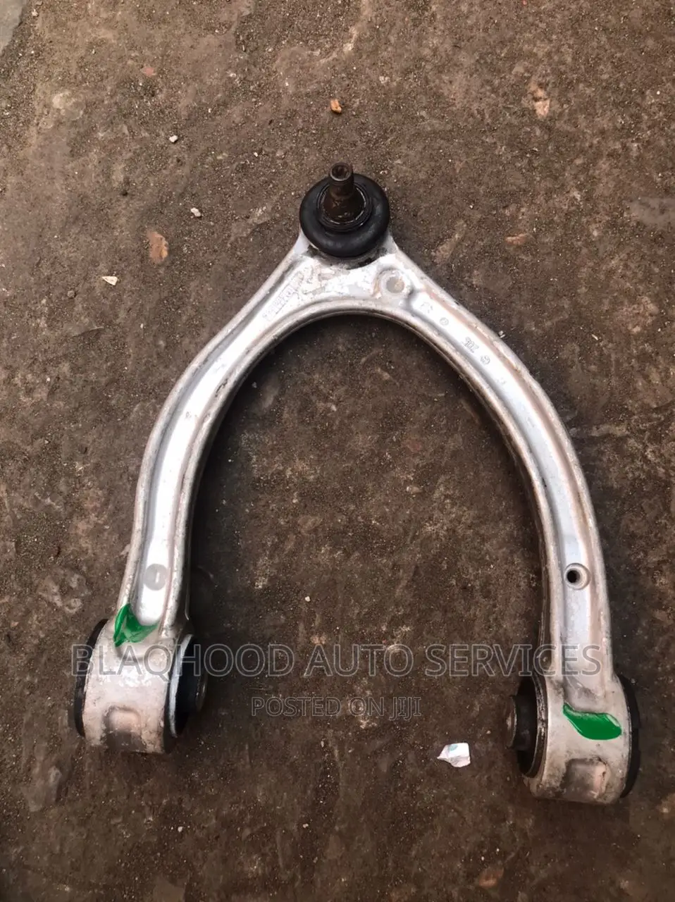 Benz C300 4matic 2016-2020 UPPER ARM SET in Stock