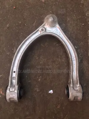 Benz C300 4matic 2016-2020 UPPER ARM SET in Stock