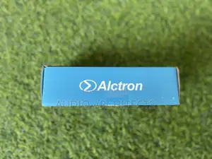 Alctron Headphone Amplifier