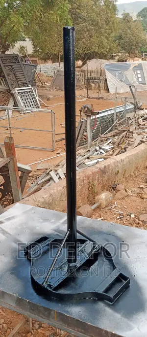 Pavement Molding