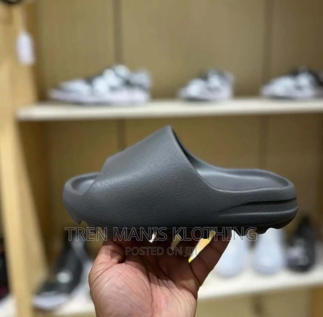 Adidas Yeezy Slides