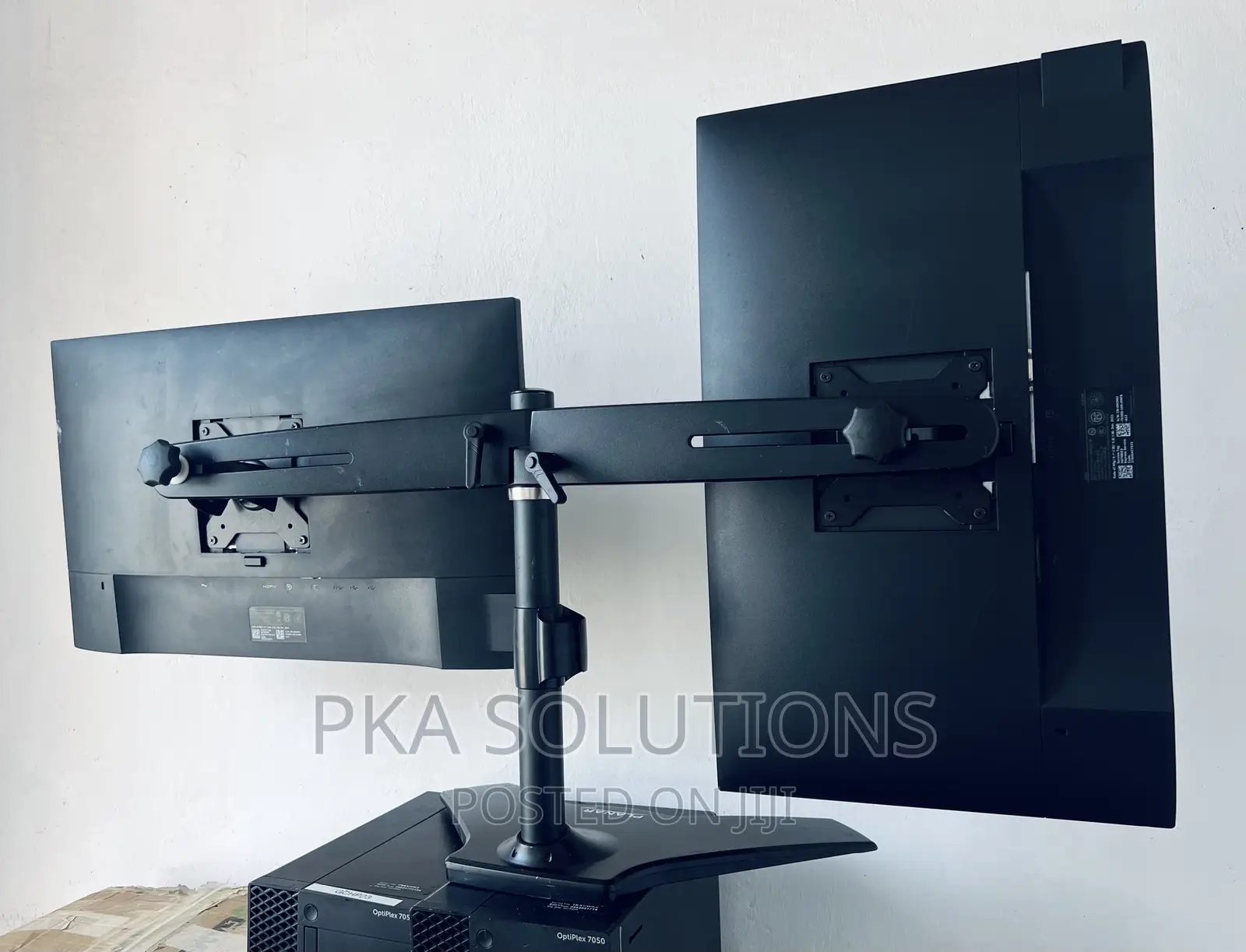 Dual 23 Inches Edgeless Monitor