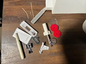 E R Sewing Machine