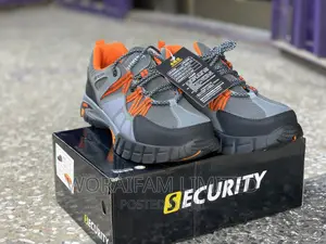 Guyisa Sneaker Boot