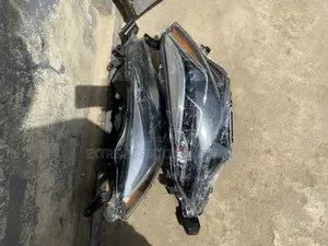 Head Lamp for Corolla USA 2017 LE
