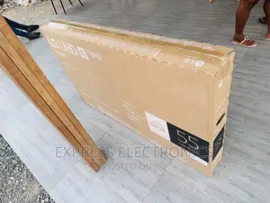 Smart Glossy Slim UHD Smart Tv LG 55”UR800