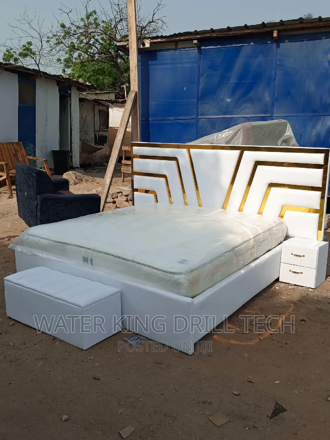 King Size Bed Frames With Mattress, Side Drawers and Ottoman