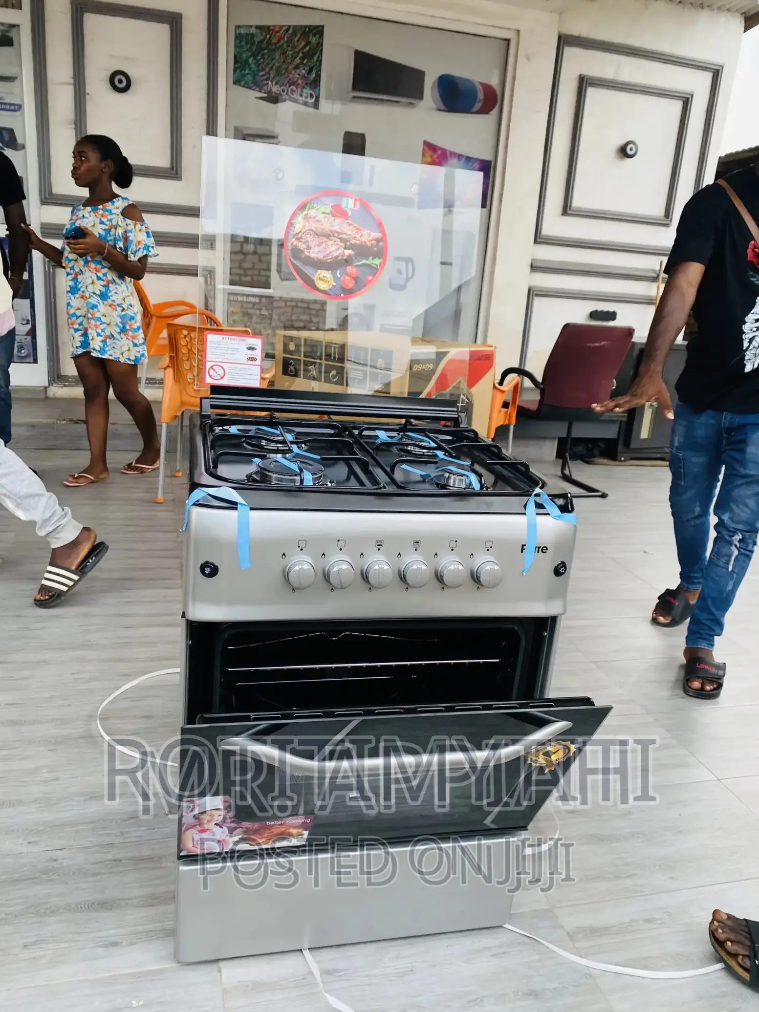 Turkish 60x60cm Gas Cooker Designed in Italy in Accra Metropolitan