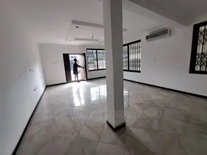 3bdrm Duplex in Pleasantplaces, Oyarifa for rent