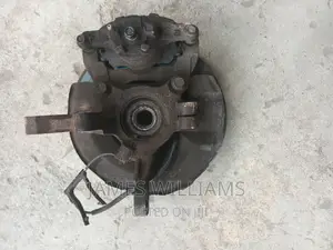 Mitsubishi Outlander 2018 Front Hub