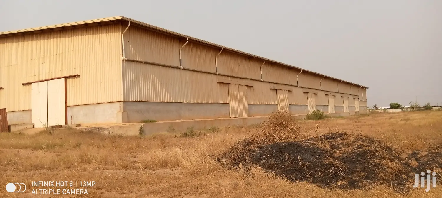 8000M2 WAREHOUSE @ Tema