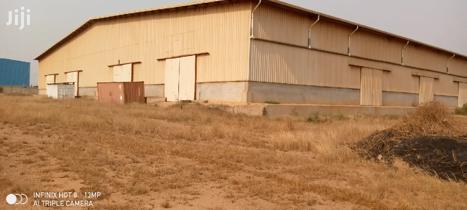8000M2 WAREHOUSE @ Tema