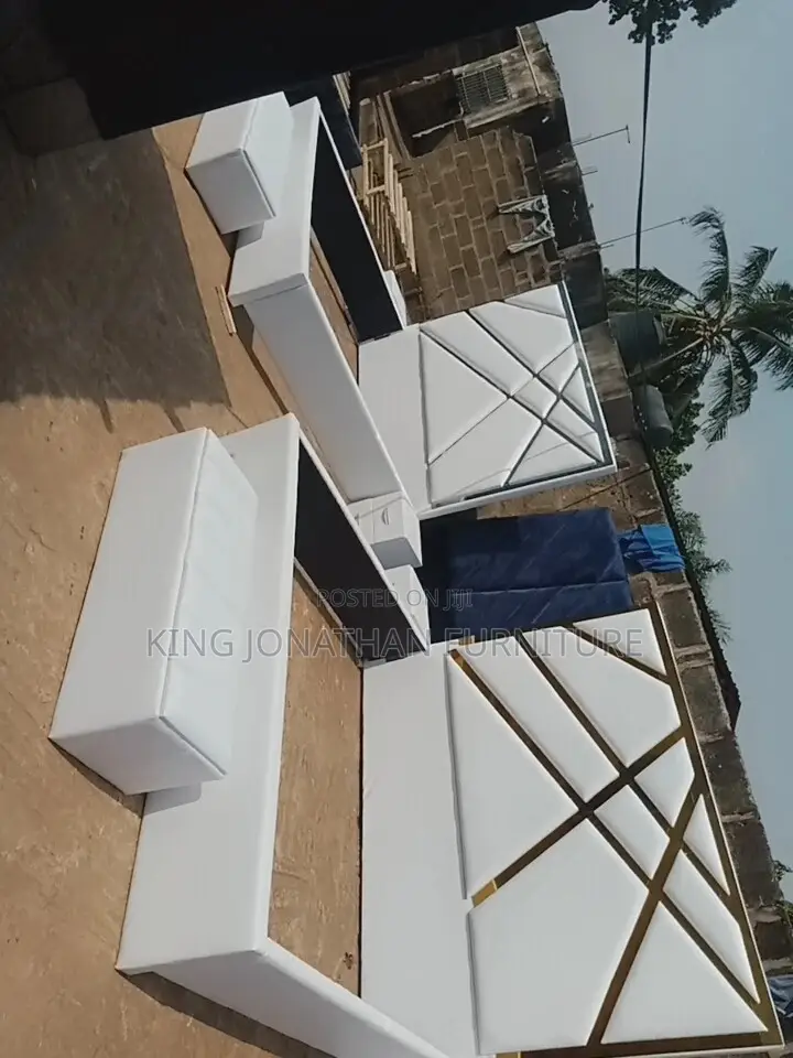 Classic King Size Bed Frame and Side Drawer