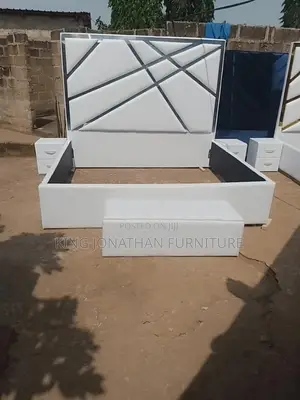 Classic King Size Bed Frame and Side Drawer