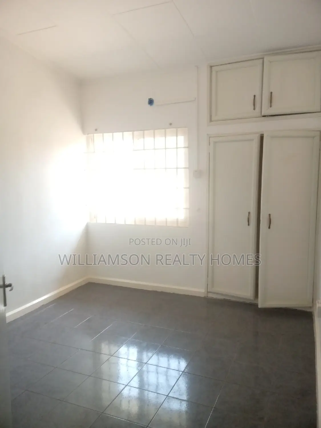 4bdrm House in Community 19 Estate,, Spintex for rent