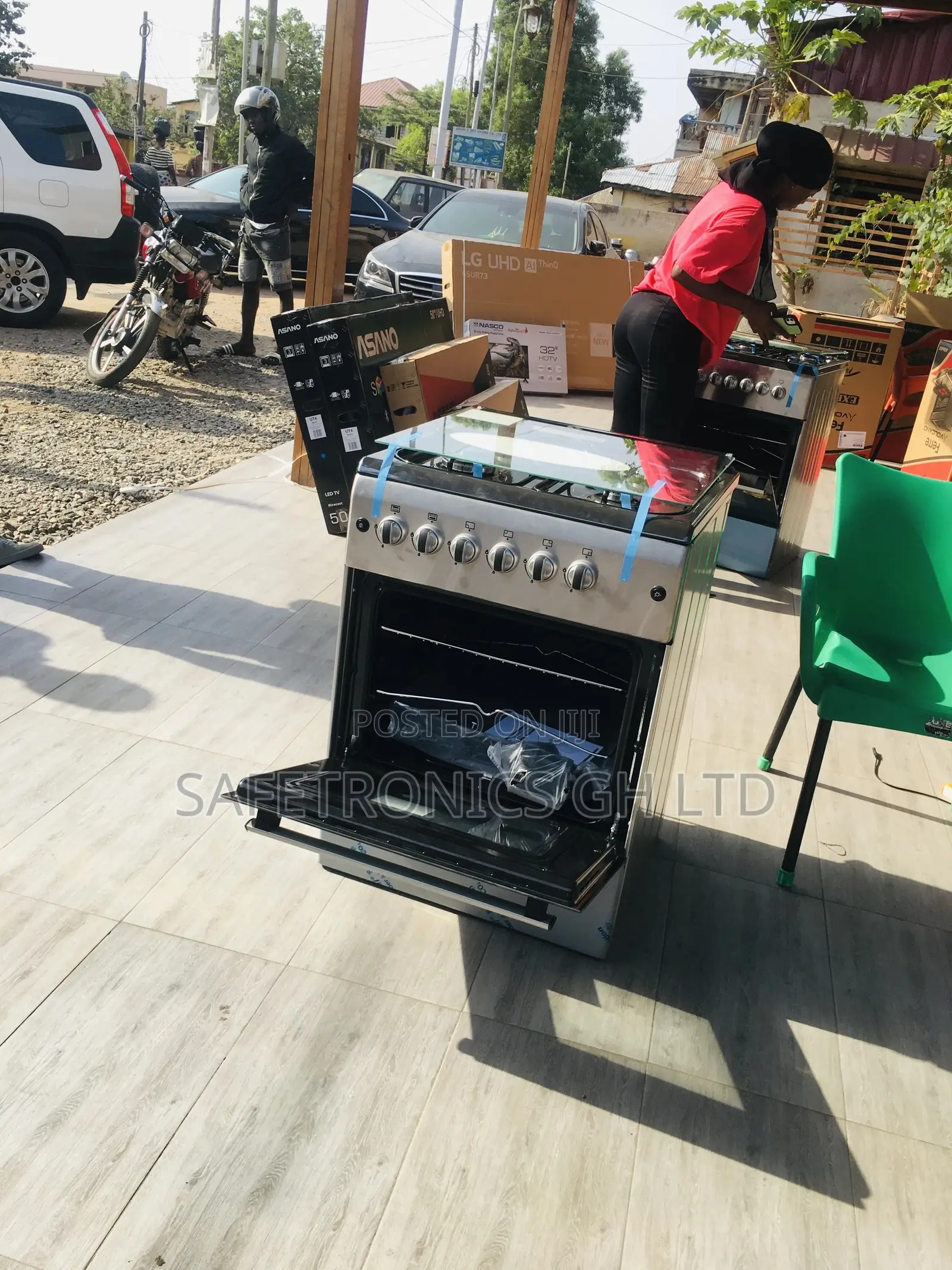 Sliver 4 Gas Cooker Oven With Grill 60x60 Ferre Glass Lid