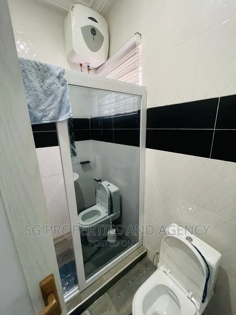 3bdrm House in Batsonaa, Spintex for rent