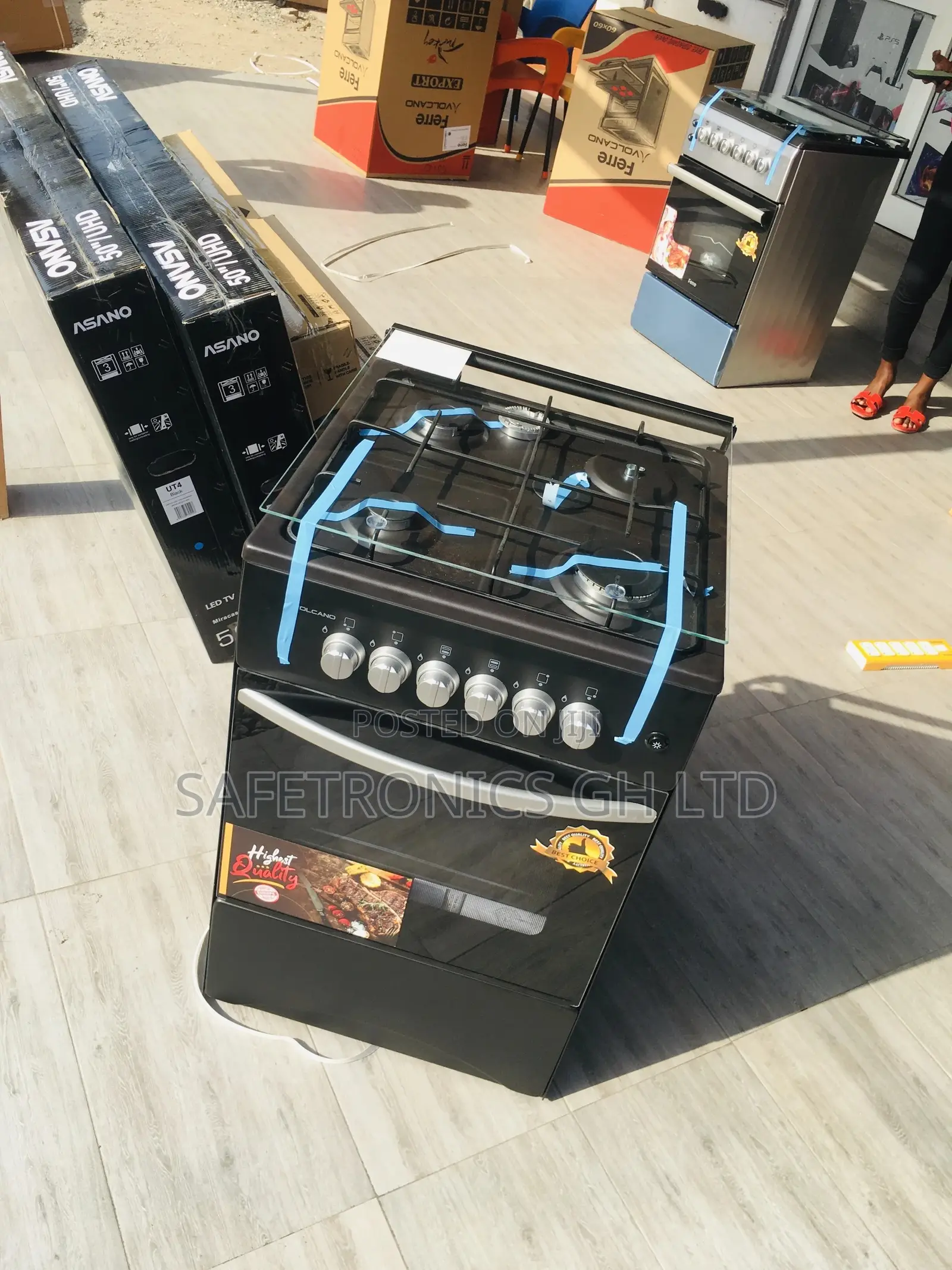 Volcano 4 Gas Cooker Oven With Grill Black 50x50 Glass Lid