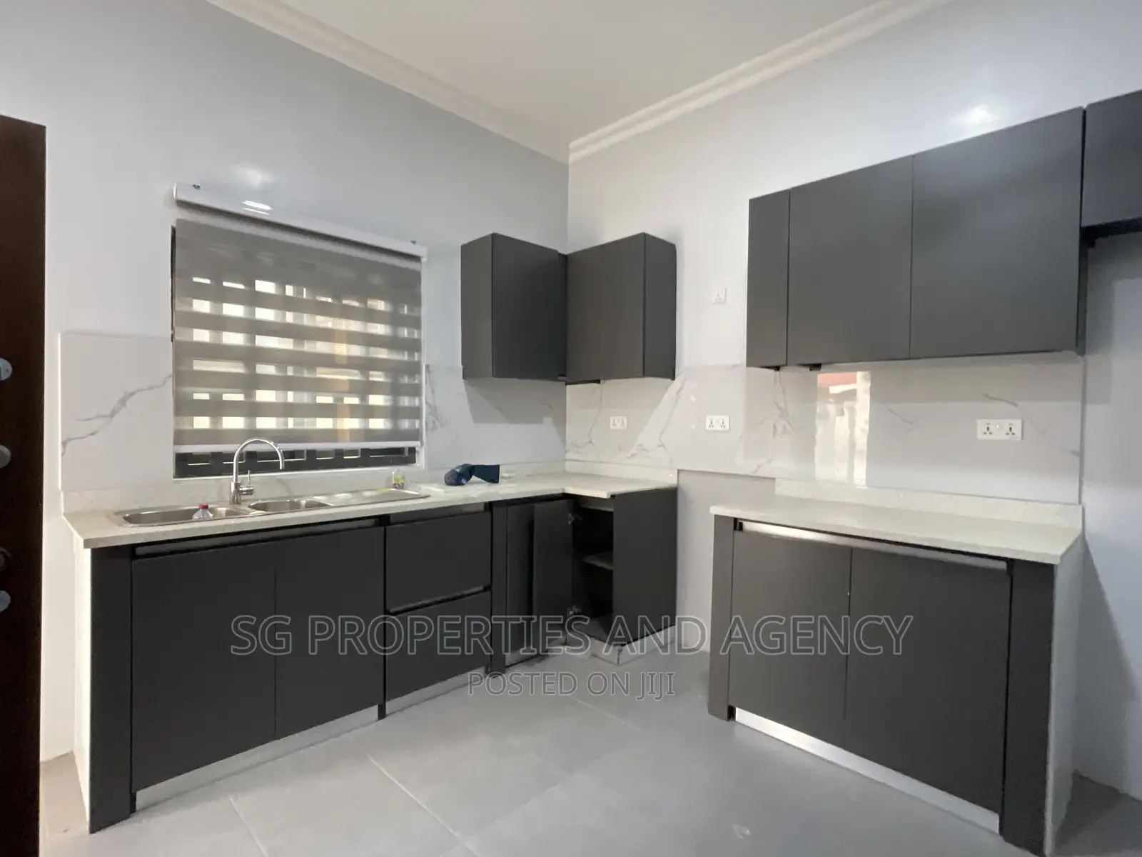 2bdrm Apartment in Spintex for rent