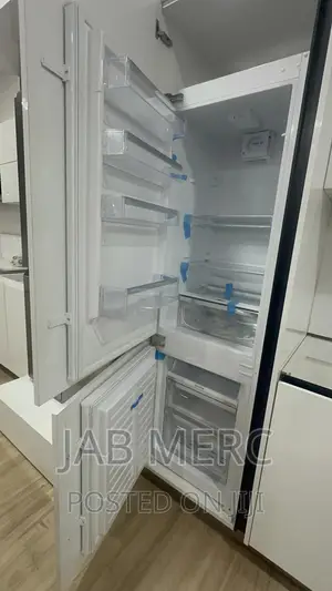 Integrated Fridge Cabinet Top Fridge Down Freezer