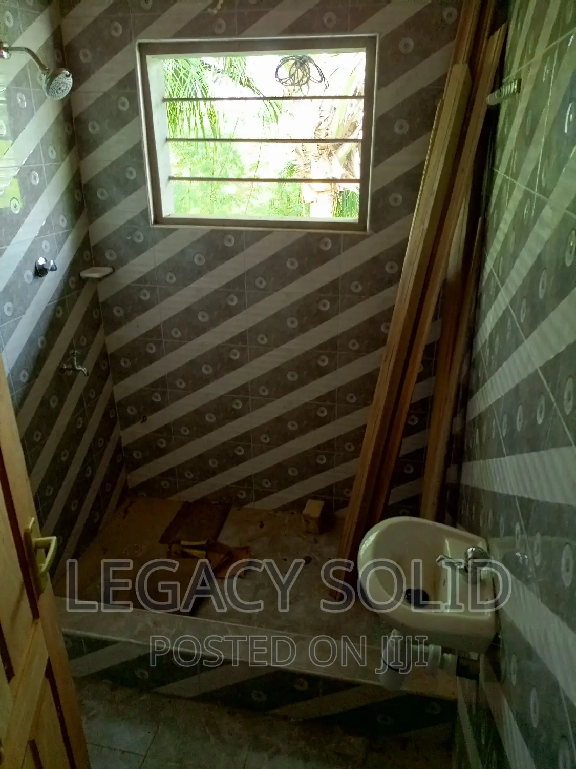 1bdrm Apartment in Legacy Solid Real, New Town for rent