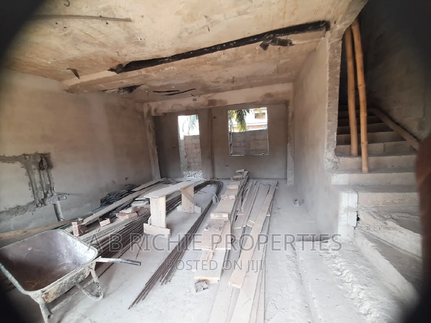 4bdrm Townhouse/Terrace in Ab Richie Properties, West Legon for sale
