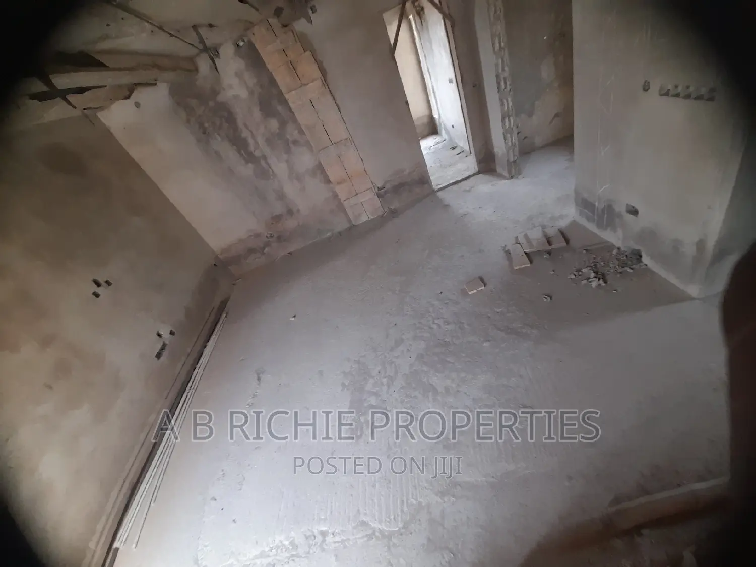 4bdrm Townhouse/Terrace in Ab Richie Properties, West Legon for sale