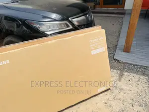 Fabulous Job UHD Smart Glossy Samsung 55”Cu8000 Tv 