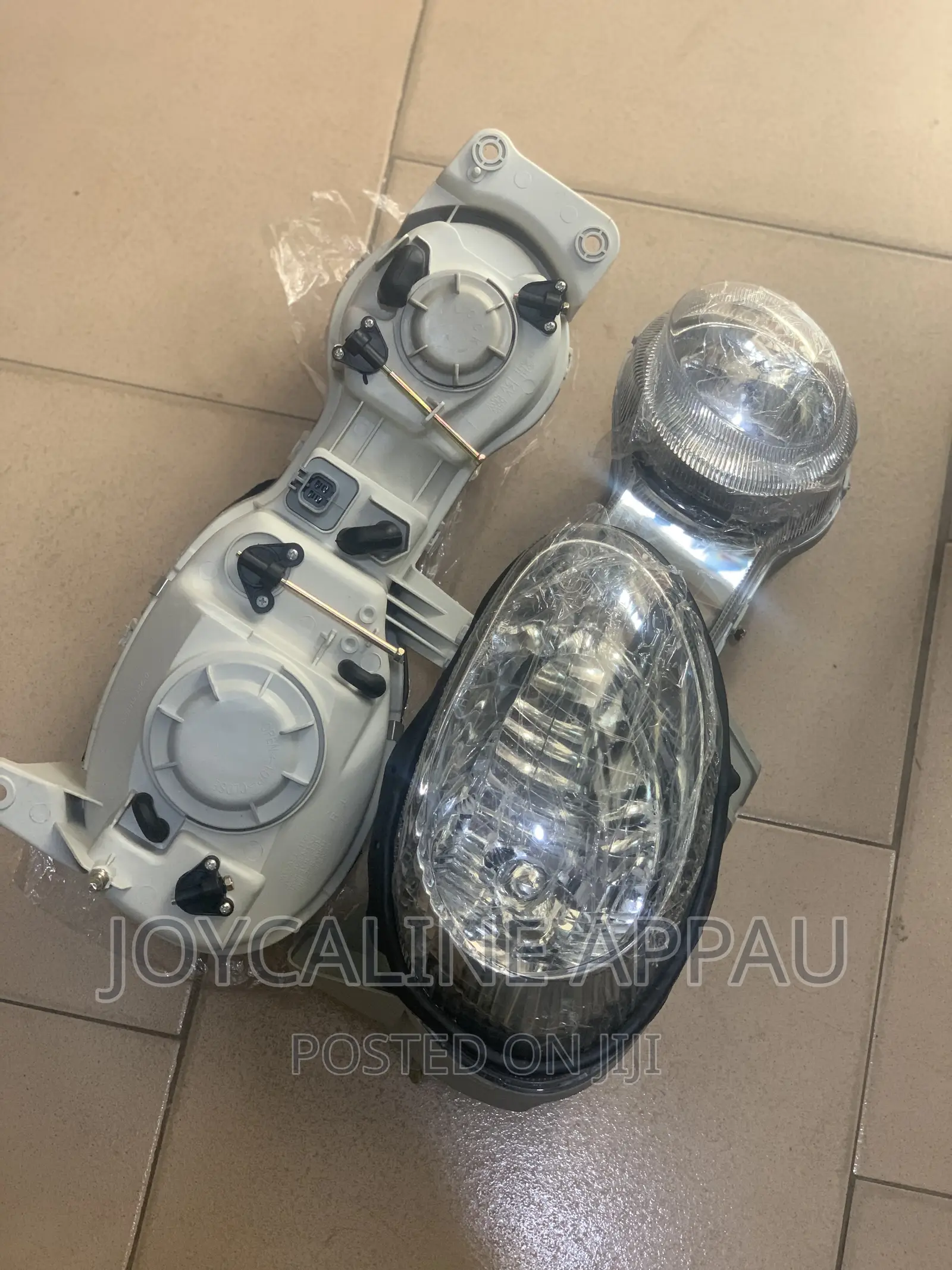 Kia Shuma Headlight