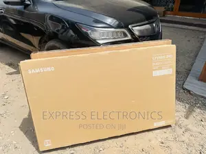 Clear View Uhd Smart Glossy Led Screen Samsung 55”Cu8000