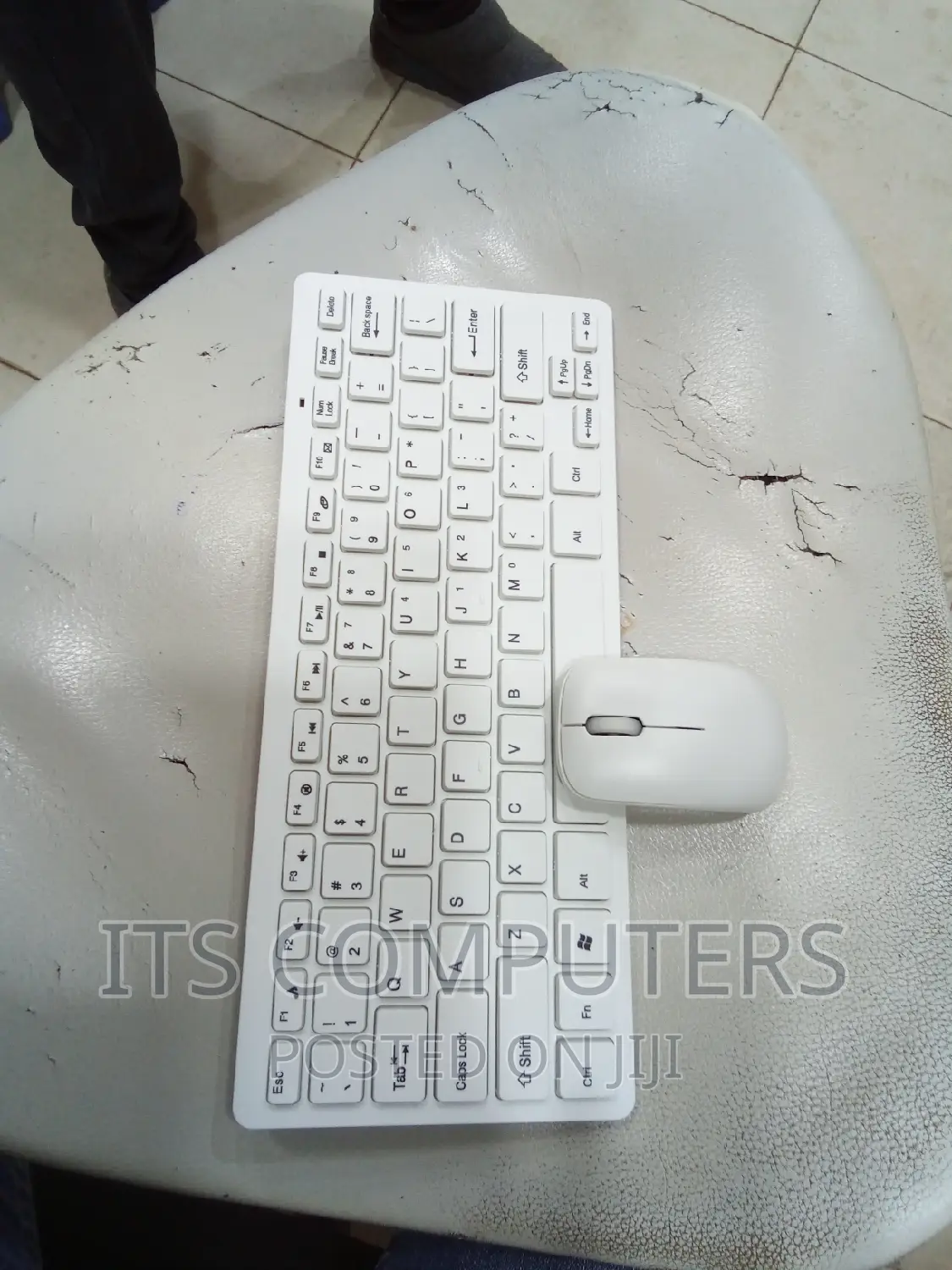 K-03 Mini Wireless Keyboard and Mouse (White and Black)