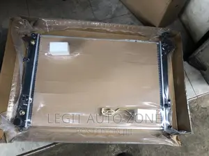 Hyundai Santafe 2012-2013 Radiator Tank