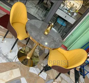 Dinning Table With 2 Chairs