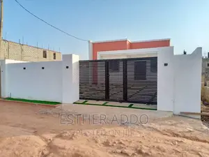 3bdrm House in Lake Side Estate for sale