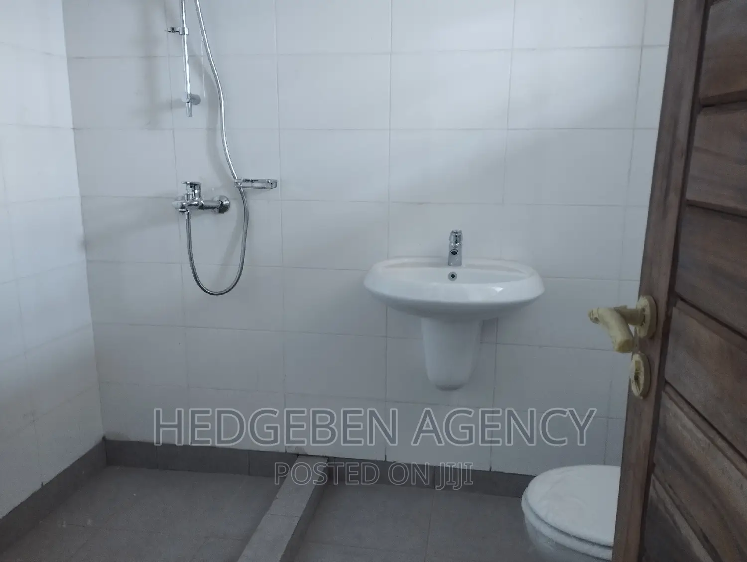 1bdrm Apartment in Adenta for rent