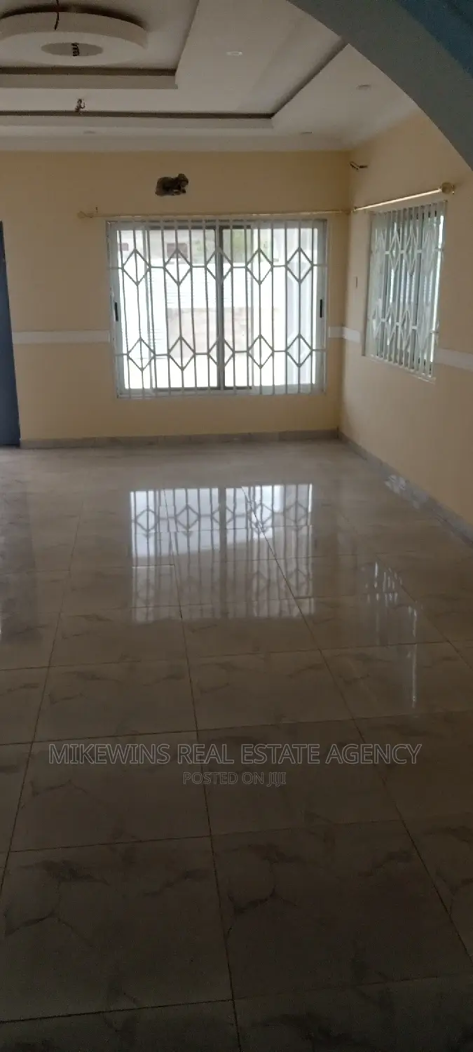 Furnished 3bdrm House in Winneba Low Cost, Effutu Municipal for rent