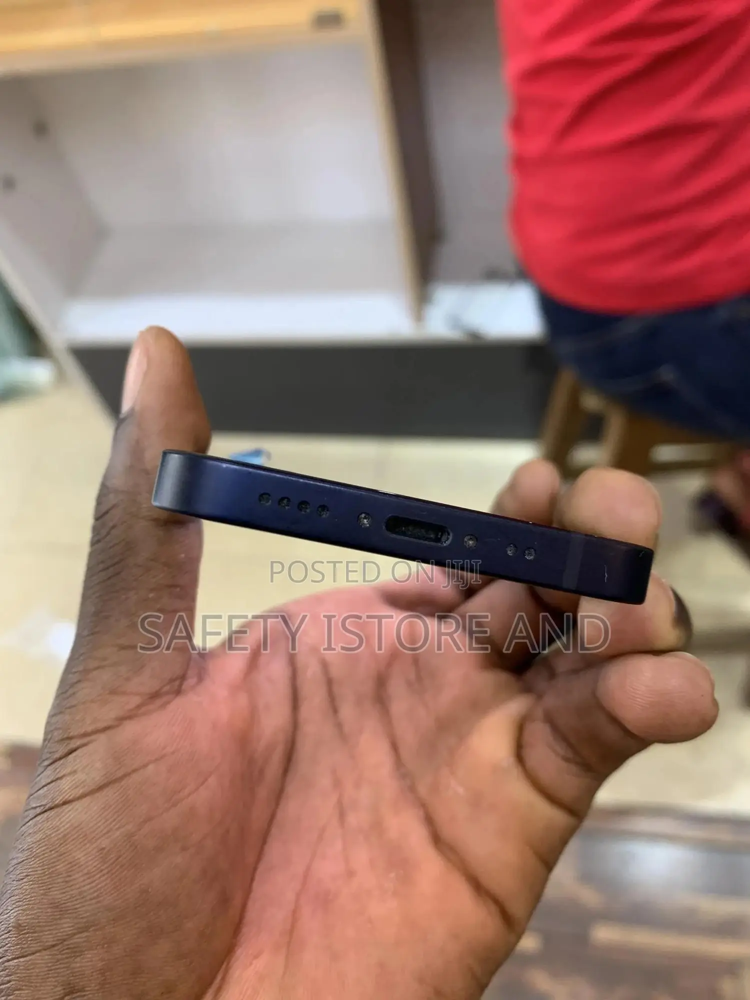 New Apple iPhone 12 mini 64 GB Black