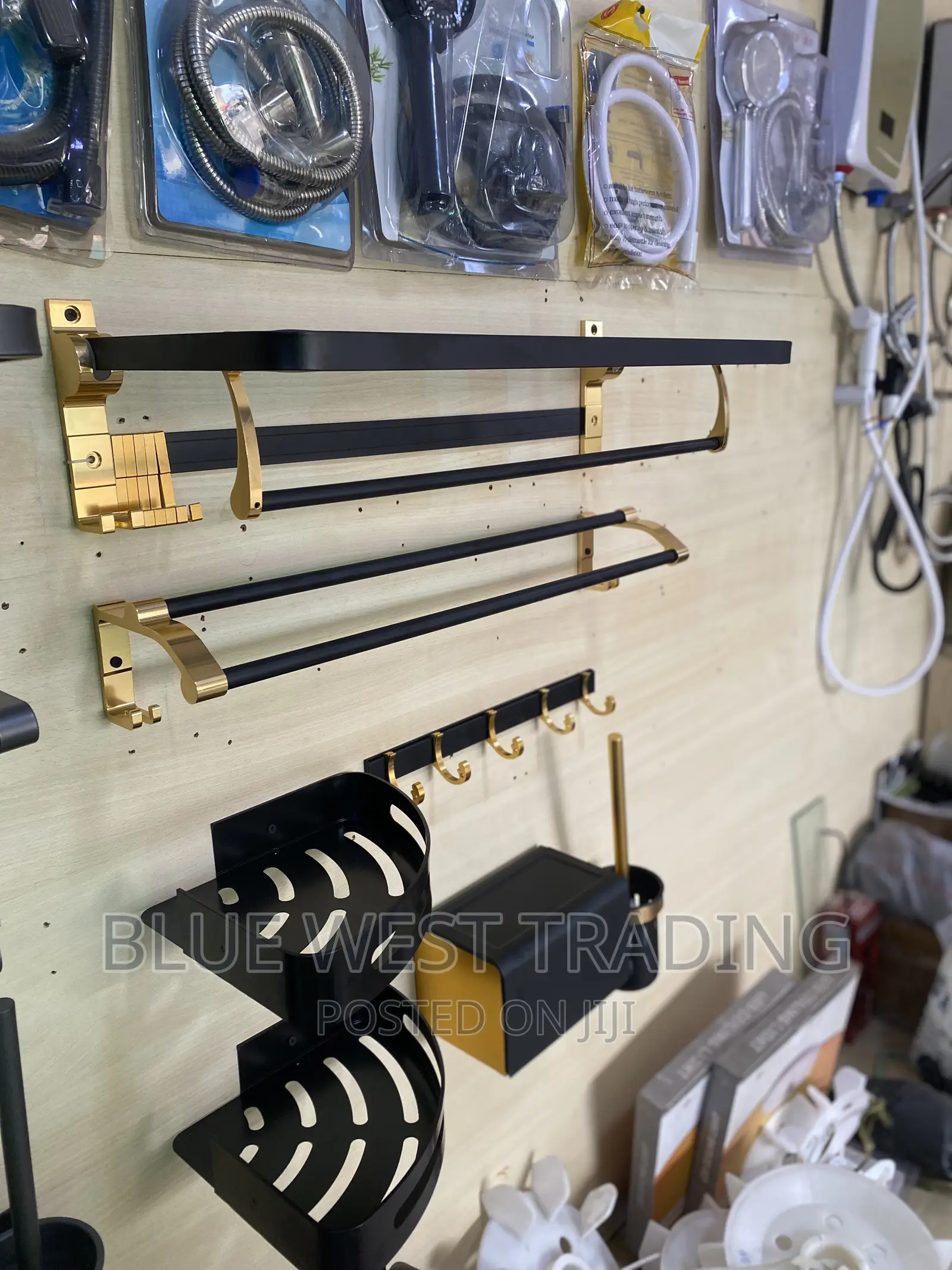 Black and Gold Bathroom Accessories - Bathroom Accessories